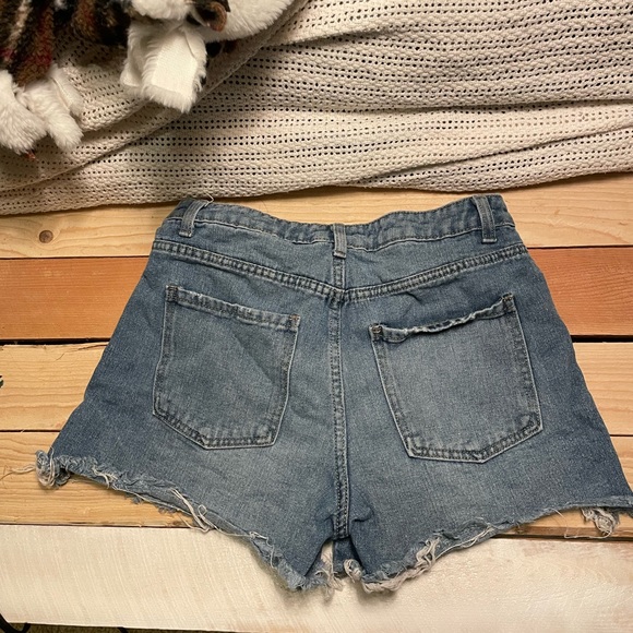 Jean shorts, with red, wight, and blue stars on the front, size 4 - Picture 2 of 5